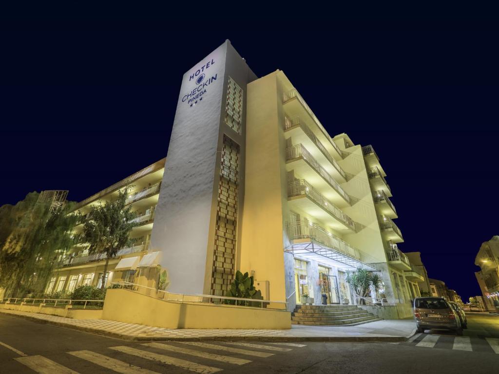 Checkin Pineda Hotel Pineda de Mar Exterior foto